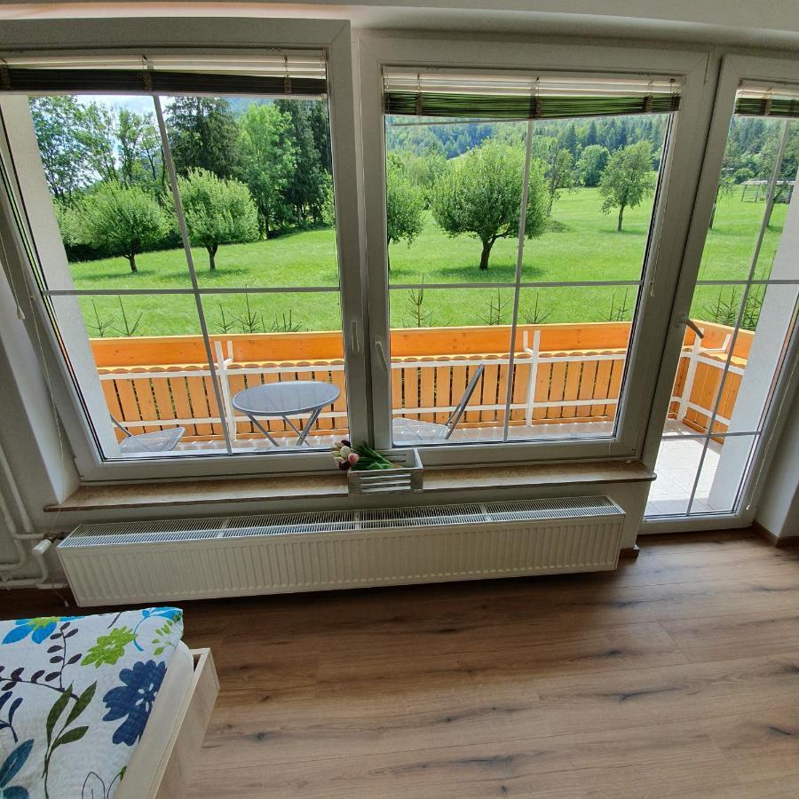 Apartma Rozle Mojstrana Eksteriør bilde